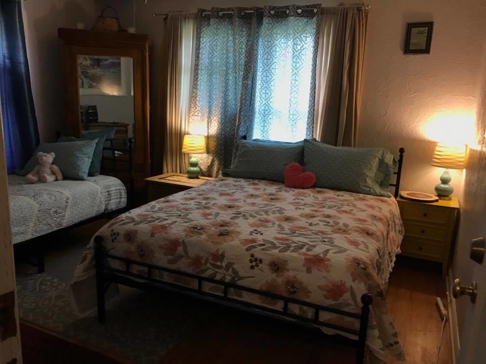 Mystic Portal 420 Guesthouse Колорадо-Спрингс Экстерьер фото
